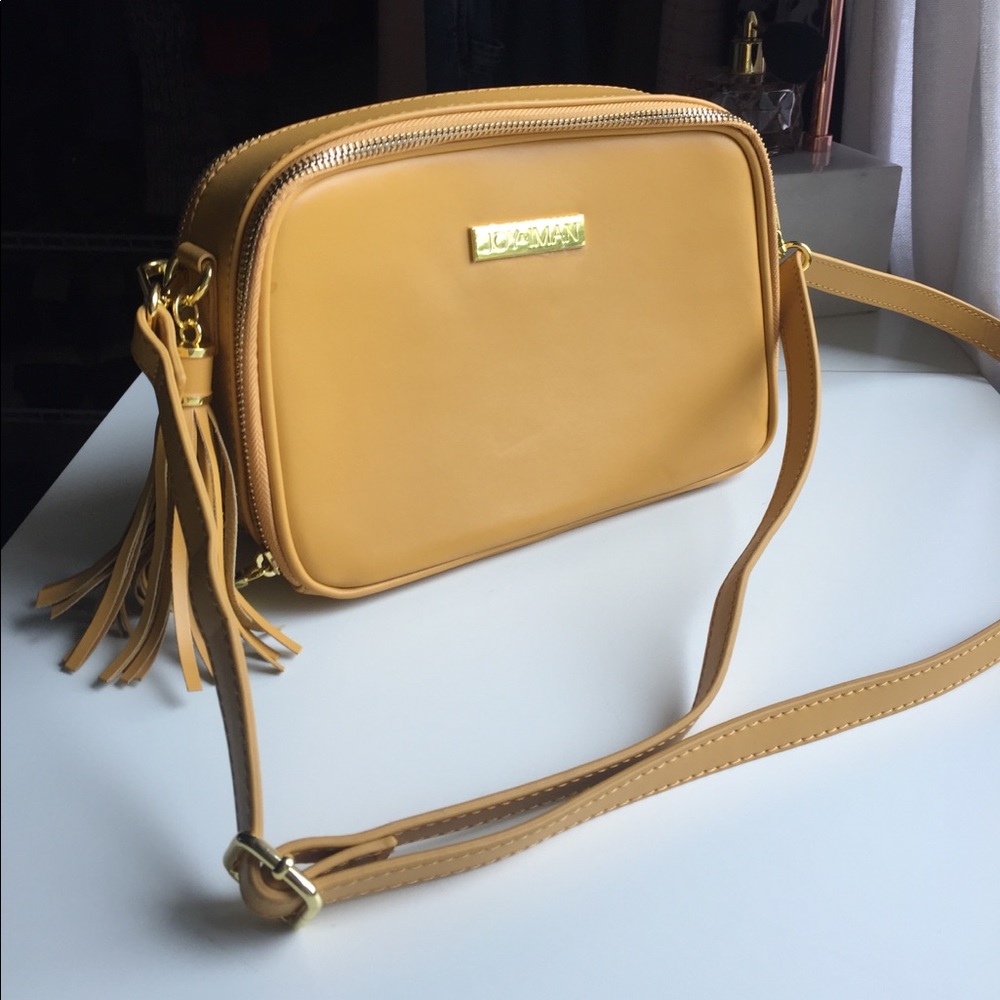 ⛔️SOLD⛔️NWOT Joy & Iman yellow cross body leather - Picture 2 of 8